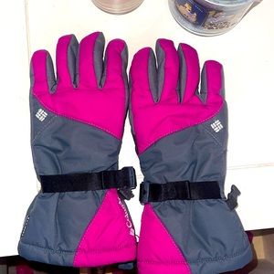 Columbia snow gloves!